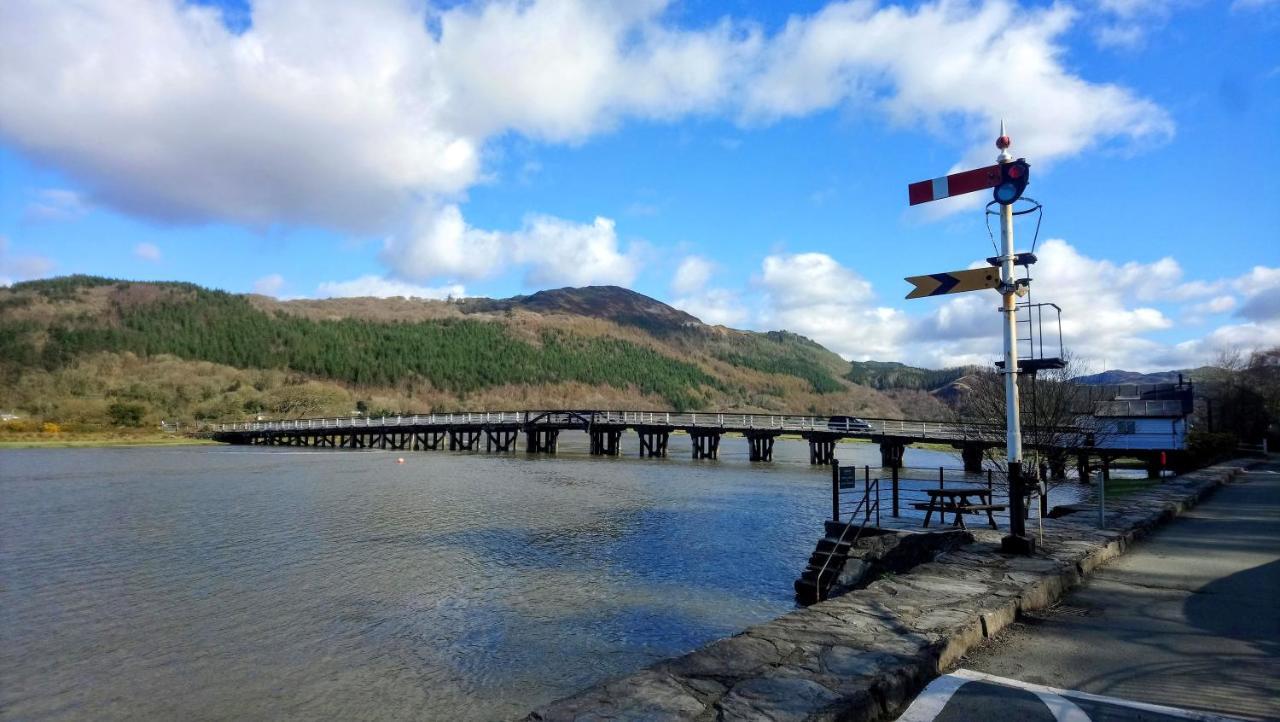 Abergwynant Farm Glamping & Apartments Dolgellau Dış mekan fotoğraf