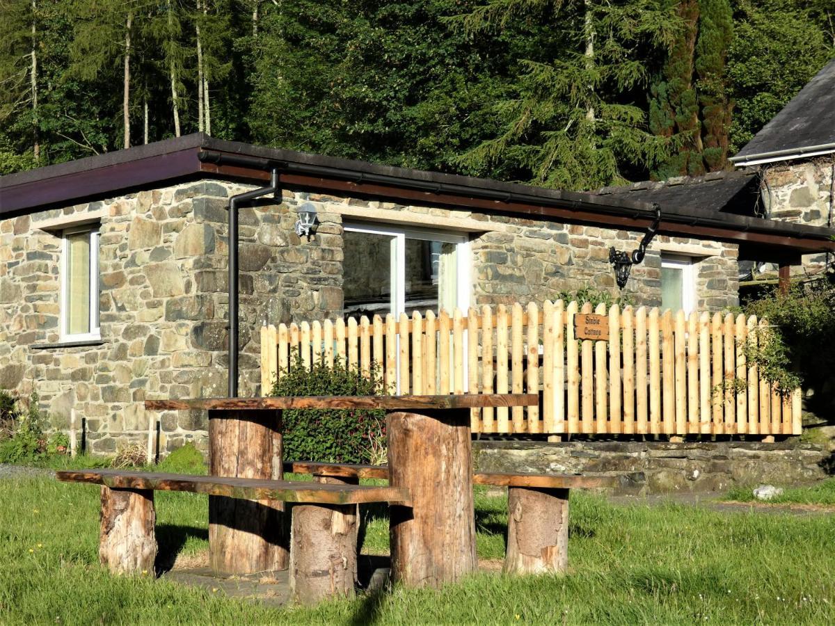 Abergwynant Farm Glamping & Apartments Dolgellau Dış mekan fotoğraf