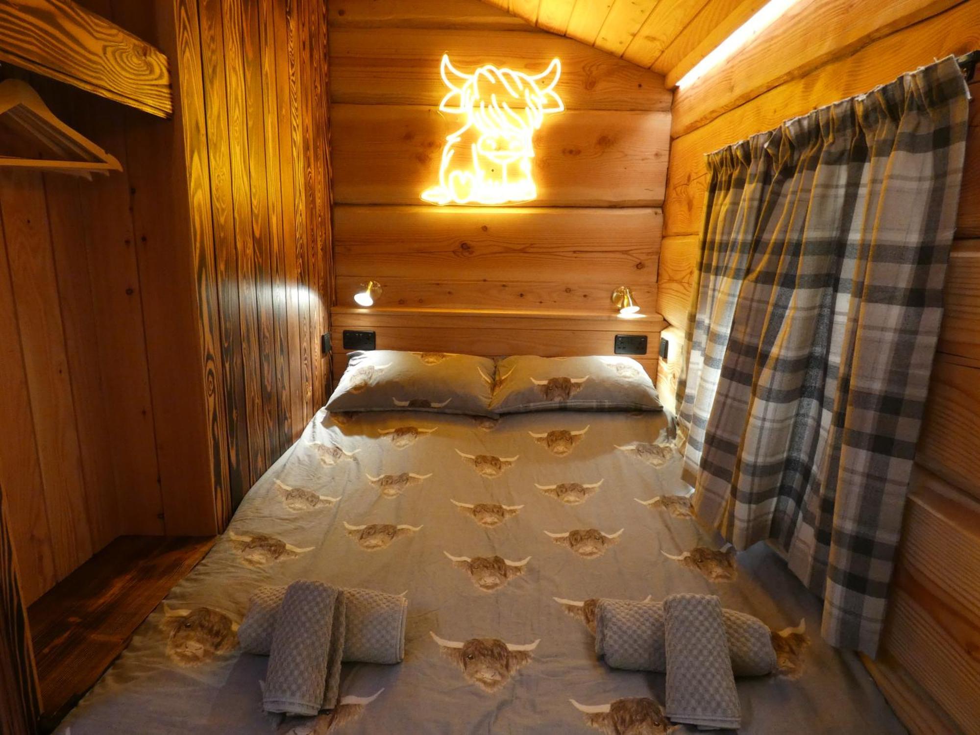 Abergwynant Farm Glamping & Apartments Dolgellau Dış mekan fotoğraf